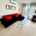 Elegant Mar Palm-mar