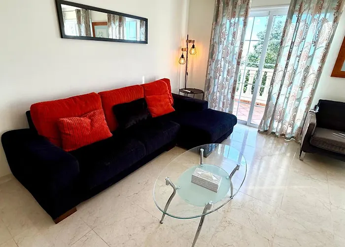 Elegant Mar Palm-mar